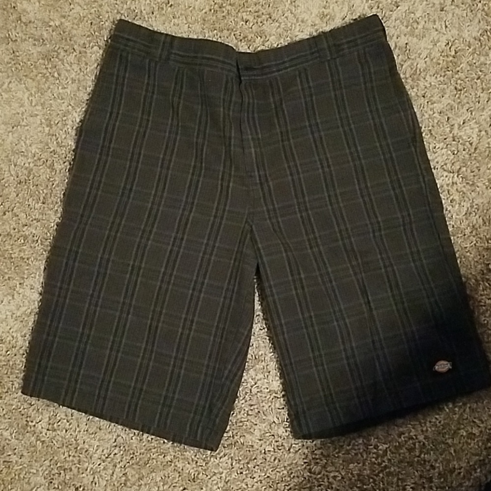 Black plaid Dickies shorts